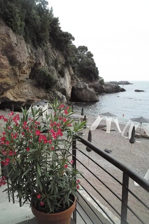 Bed and Breakfast Eco Del Mare Леричи Отель типа 