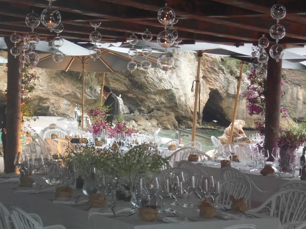 Bed and Breakfast Eco Del Mare Леричи 4*,